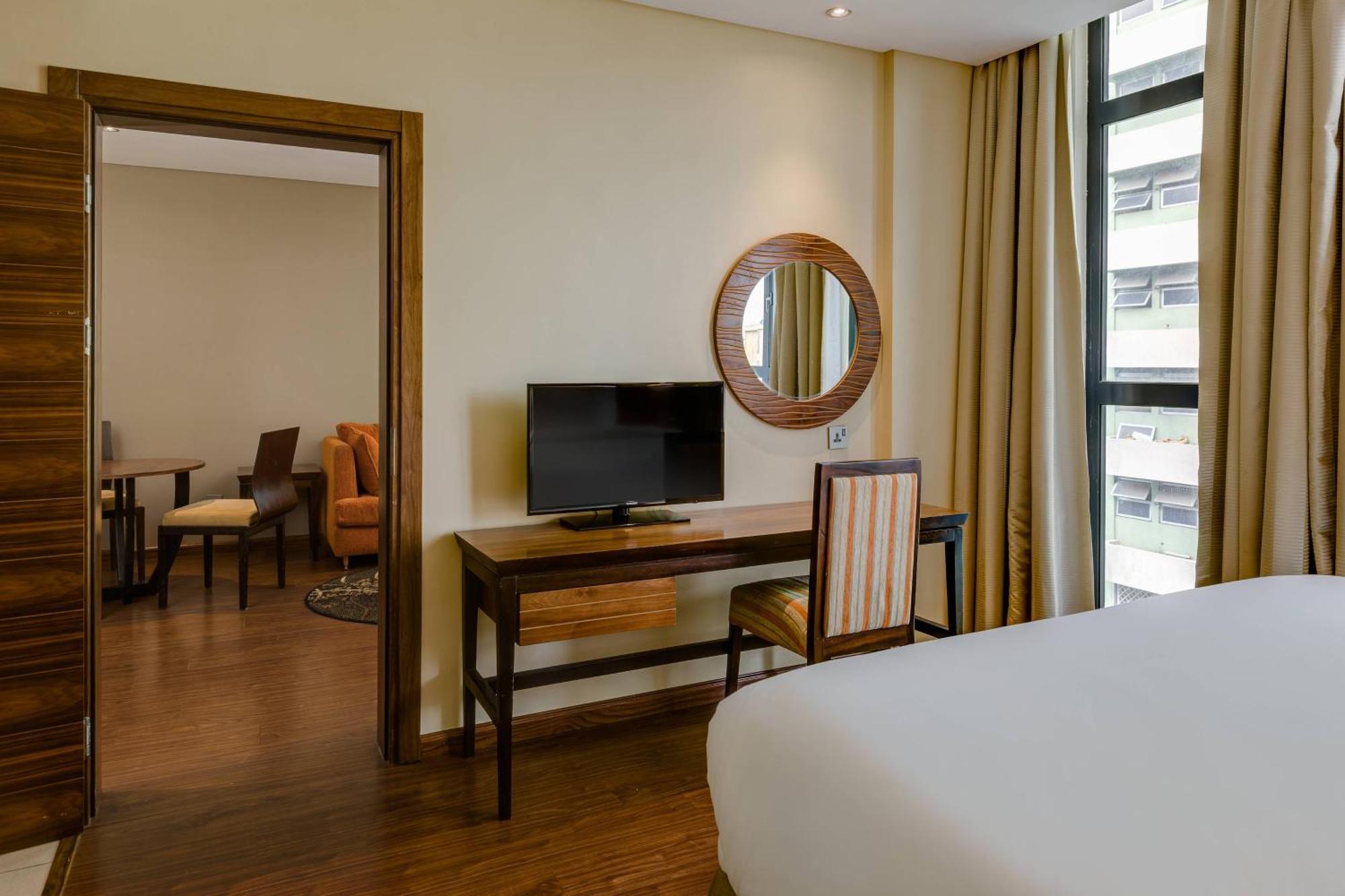 Protea Hotel By Marriott Ikeja Select Lagos Exterior foto
